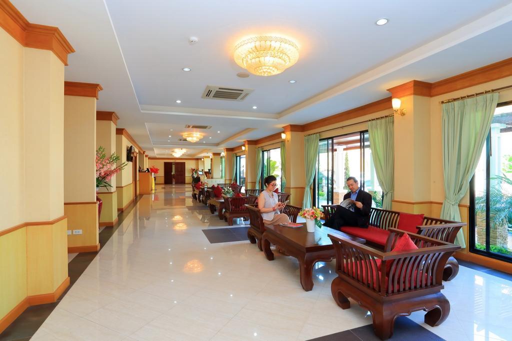 Royal Nakhara Hotel And Convention Centre Nong Khai Buitenkant foto