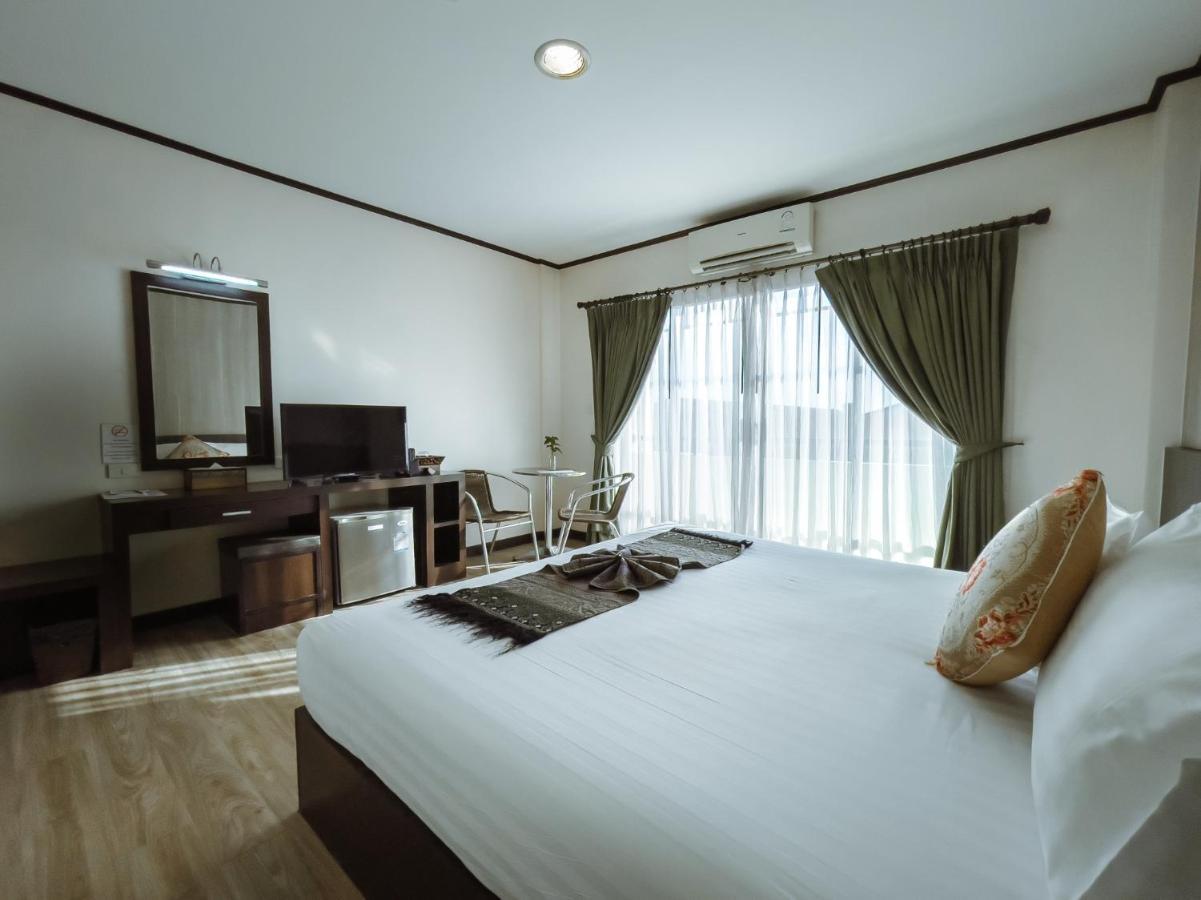 Royal Nakhara Hotel And Convention Centre Nong Khai Buitenkant foto