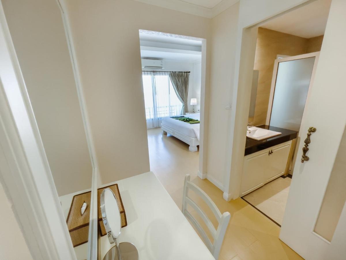 Royal Nakhara Hotel And Convention Centre Nong Khai Buitenkant foto