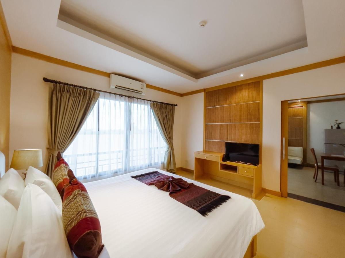 Royal Nakhara Hotel And Convention Centre Nong Khai Buitenkant foto