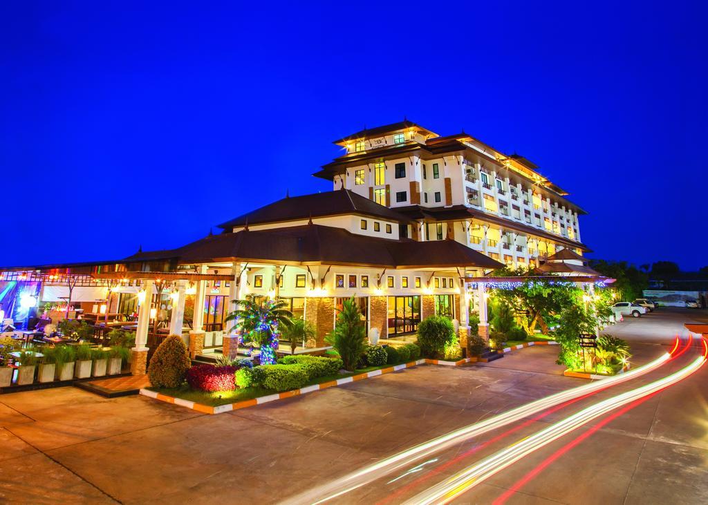 Royal Nakhara Hotel And Convention Centre Nong Khai Buitenkant foto