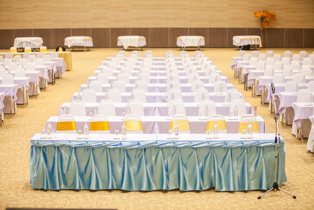 Royal Nakhara Hotel And Convention Centre Nong Khai Buitenkant foto